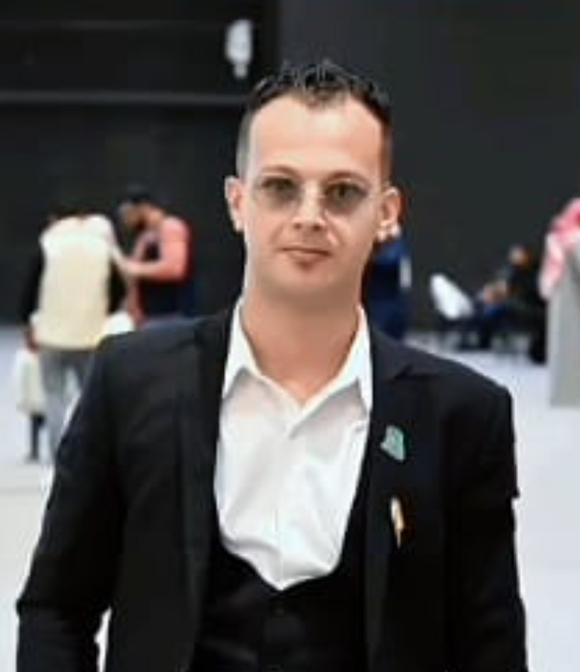 أحمد العشري